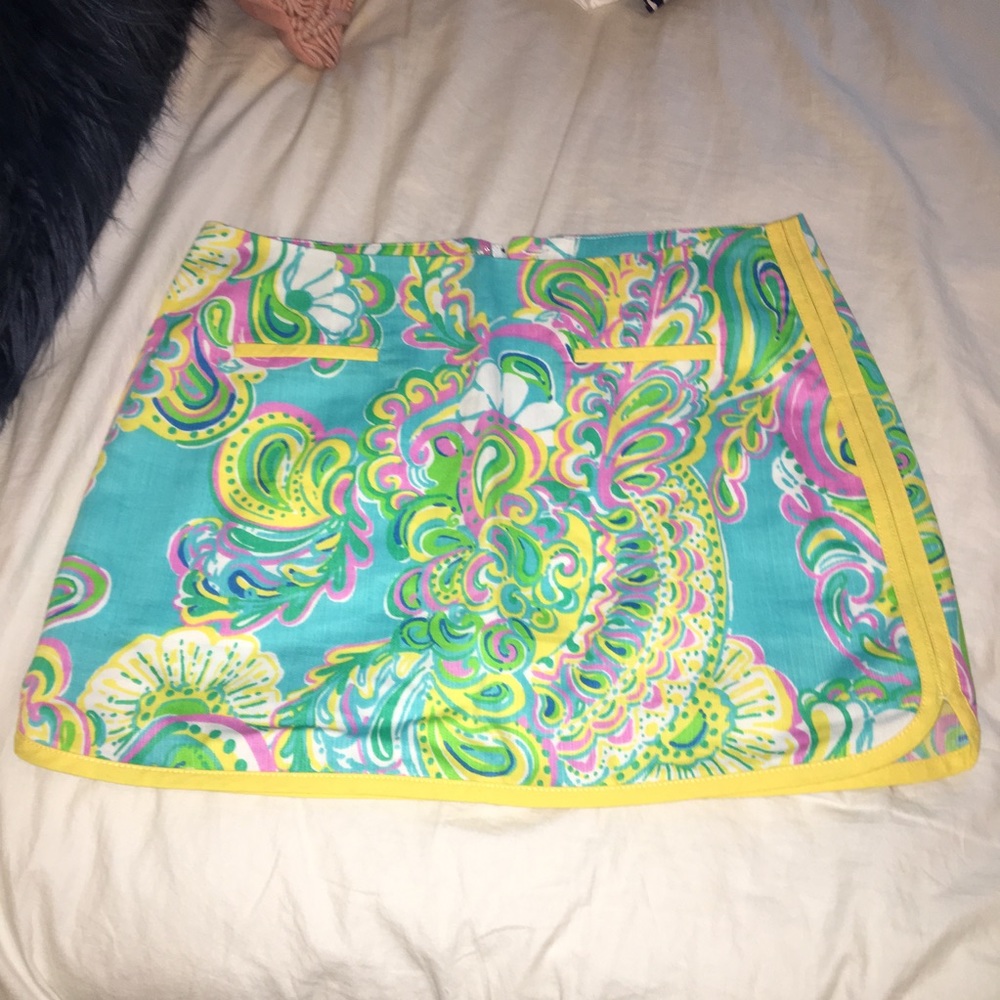 Lily Pulitzer skirt in perfect condition